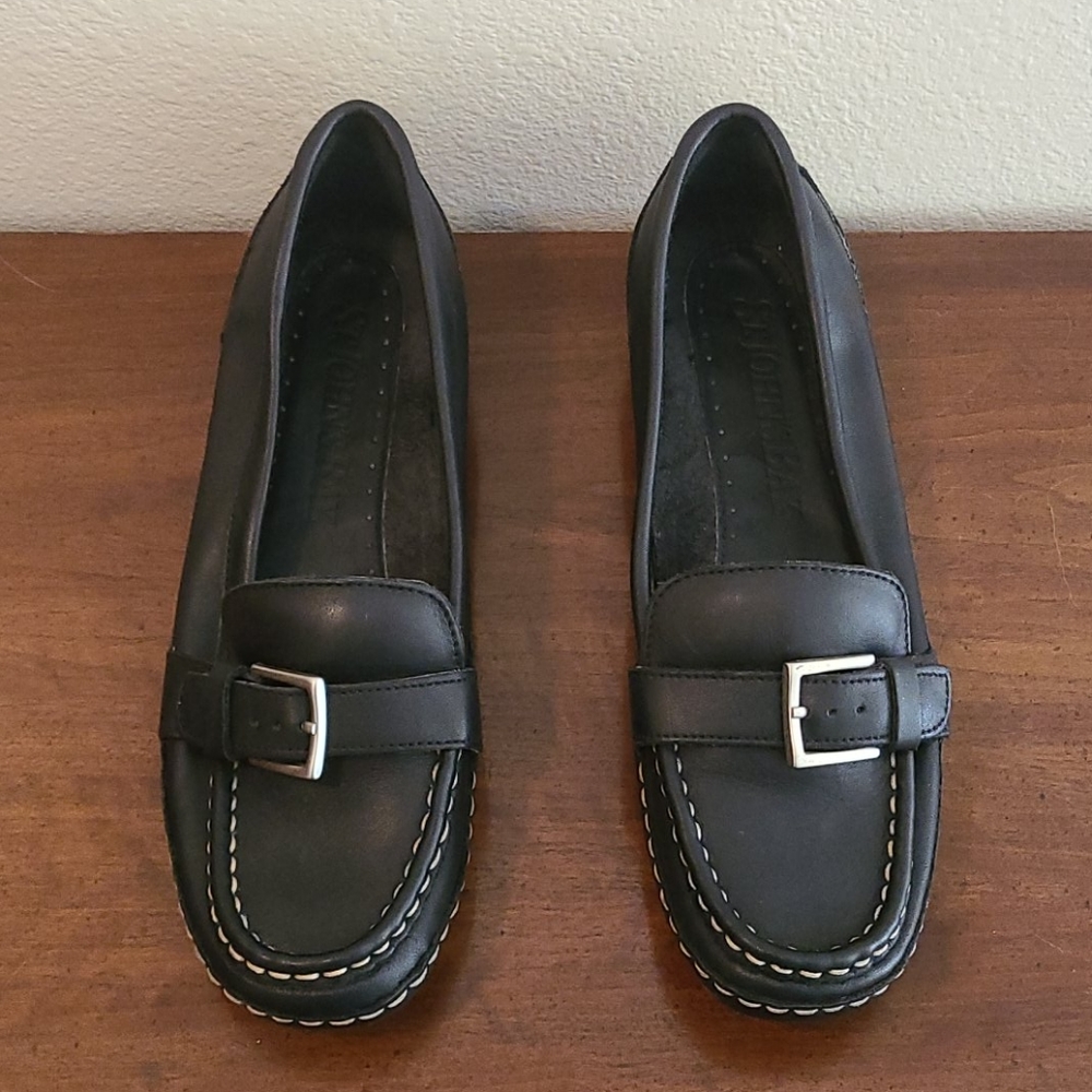 St. John's Bay loafers